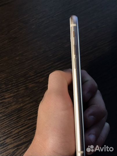 Телефон iPhone 8 64 gb