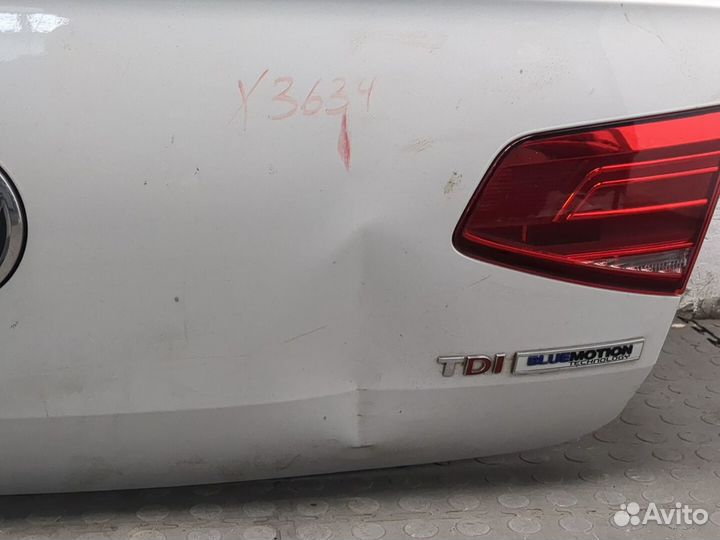 Крышка багажника Volkswagen Passat 8 2015, 2016