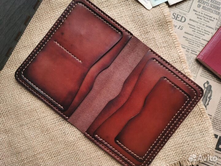 Кожаная обложка на паспорт