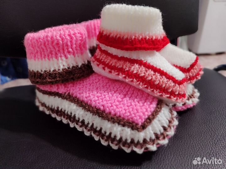 Носки, вязаные пинетки детские