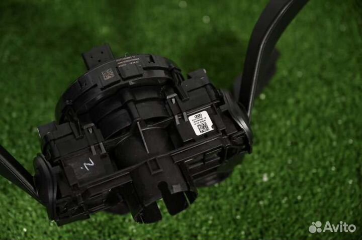 Блок подрулевых переключателей правый Audi Q5 2.0