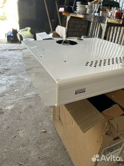 Вытяжка кухонная krona sofia