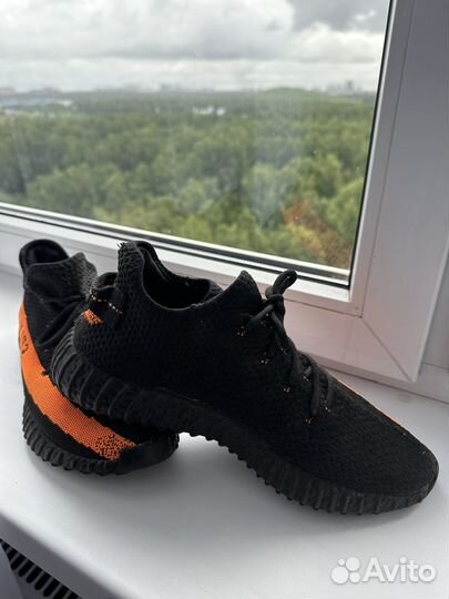 Кроссовки adidas yeezy