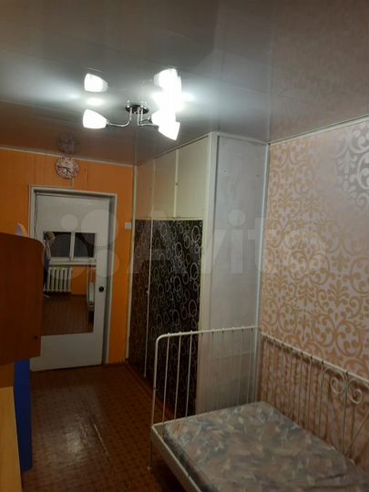 Комната 11,8 м² в 5-к., 1/5 эт.