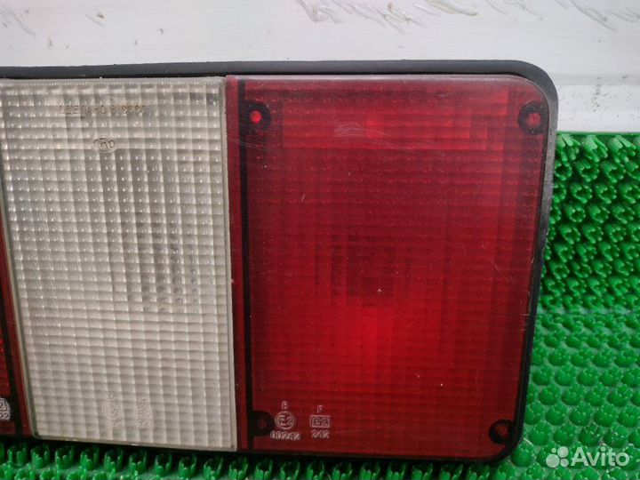 Фонарь (внутренний) задний левый Газ Волга 31029