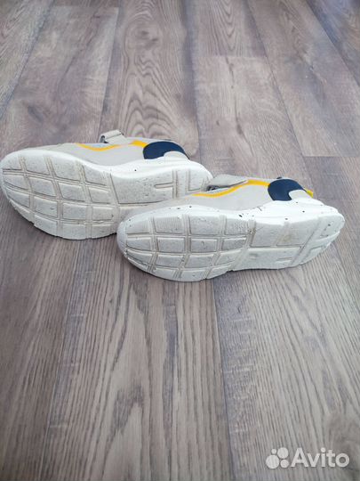 Кроссовки детские р. 31