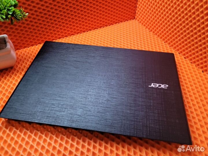 Acer i3 4ядра/8gb/SSD+HDD/GT920