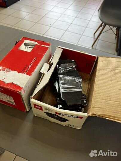 Тормозные колодки перед BMW M5 F10, M6