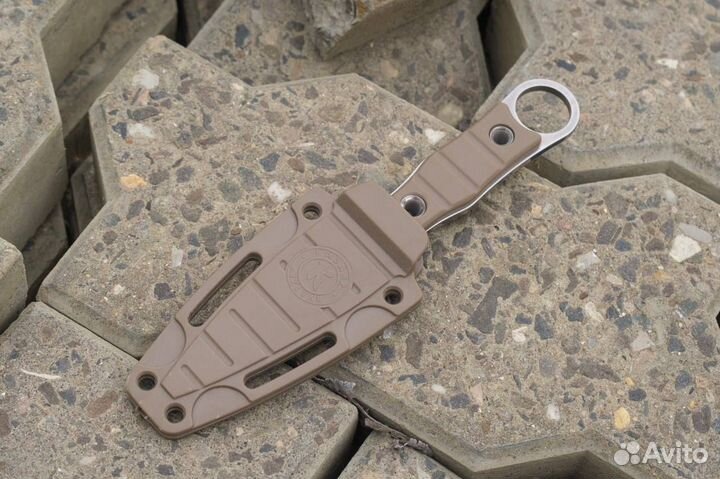 Нож туристический