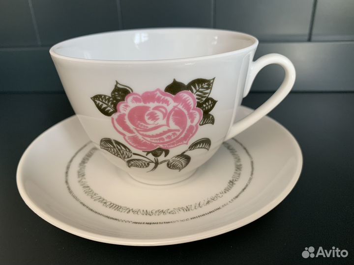 Чайные и кофейные чашки