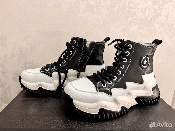 Новые кросовки 38