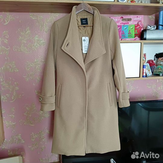 Пальто женское 42 44