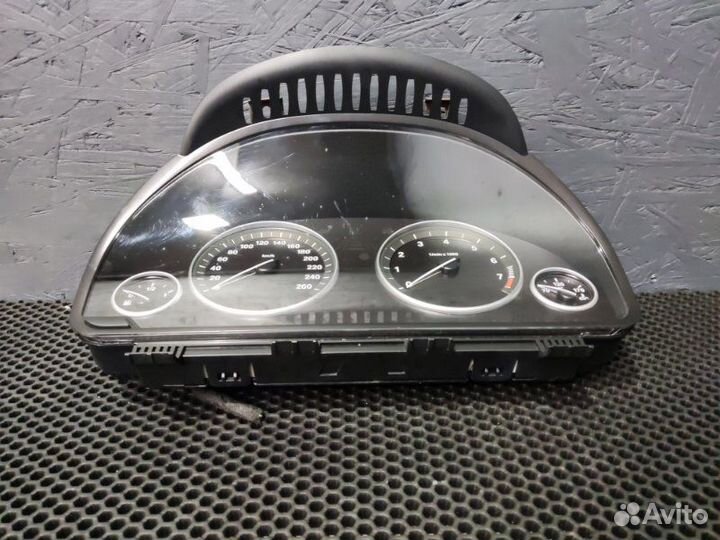 Панель приборов Bmw 550Ix F10 N63 2010