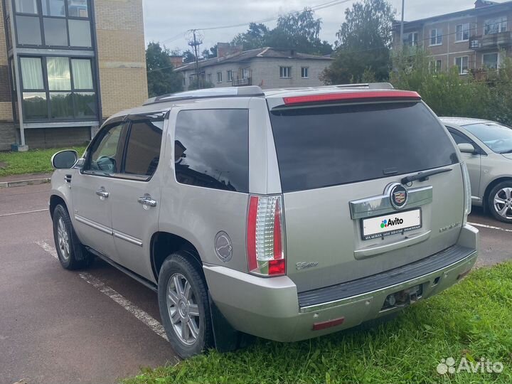 Cadillac Escalade 6.2 AT, 2008, 249 195 км
