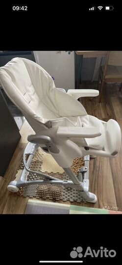 Стульчик для кормления cam