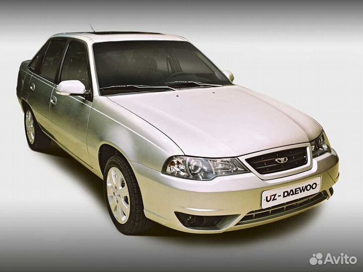 Лобовое стекло Daewoo Nexia