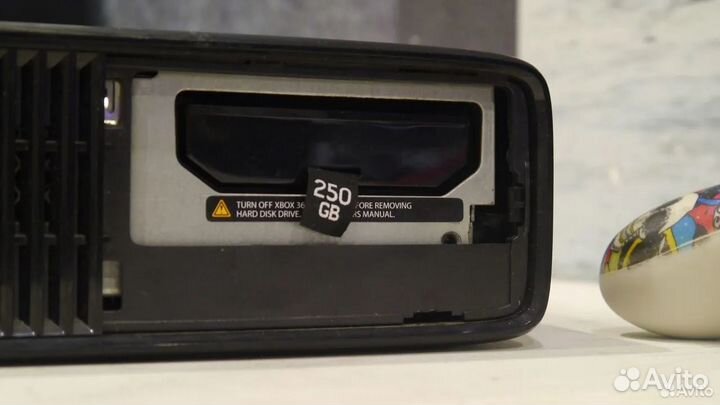 Xbox 360 + джойстик + 6 дисков под восстановление