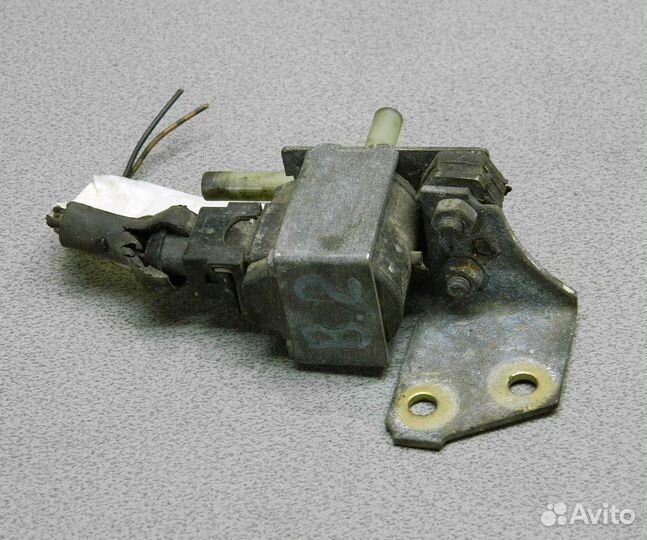 Клапан электромагнитный Audi 80 B2 / B3 1.8 JN