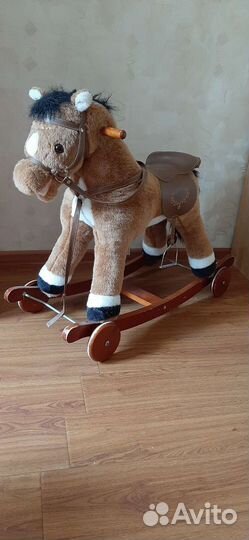 Лошадь качалка