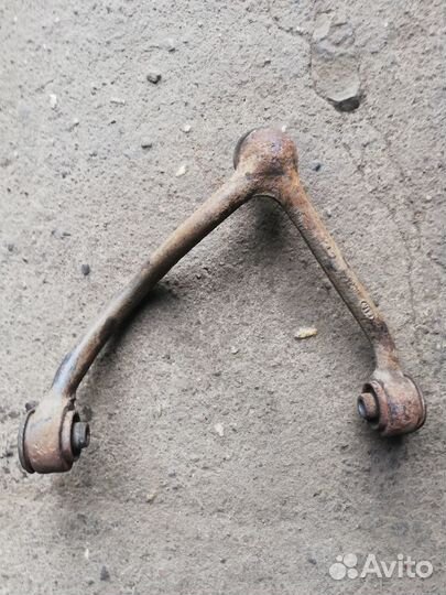 Рычаг передний левый верхний Kia Sorento BL