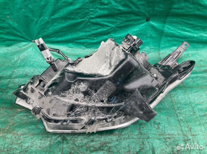 Фара правая Mitsubishi L200 Митсубиси Л200 15+