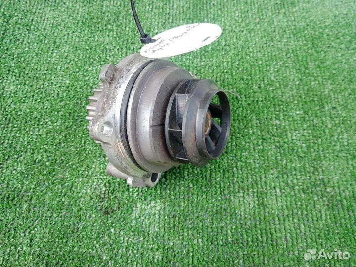 Водяной насос (помпа) VAG