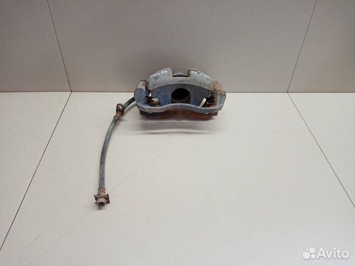 Суппорт передний правый Honda CR-V 2012-2017