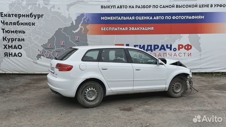 Магнитола Audi A3 (8P) 8P0035152F