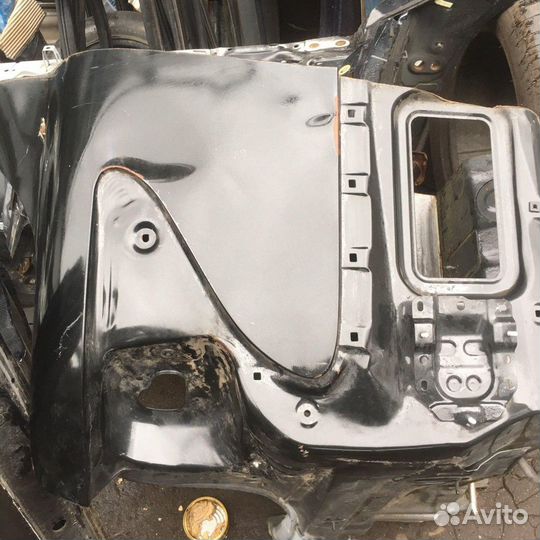 Крыло заднее правое Лексус лс