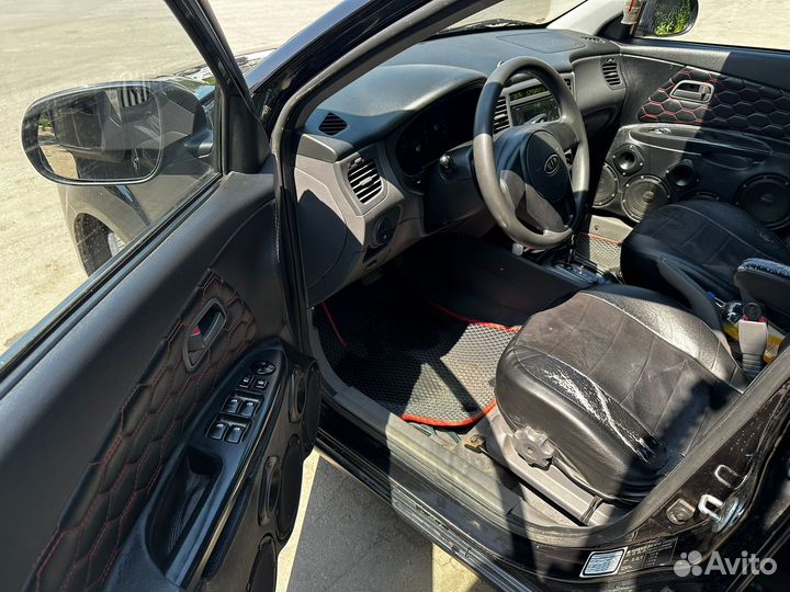 Kia Rio 1.4 AT, 2010, 209 000 км