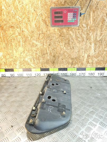 Накладка крышки багажника Mitsubishi Lancer 9