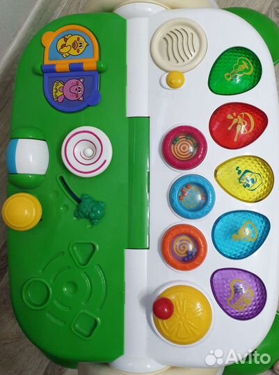 Развивающий столик chicco