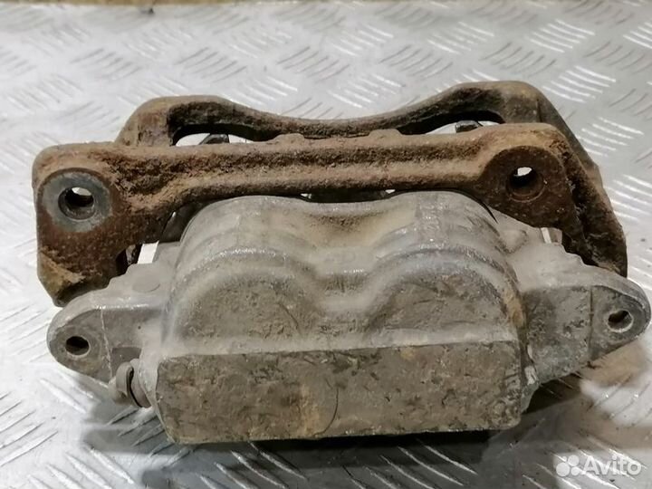 Суппорт передний левый Jaguar S-type 1999 2008