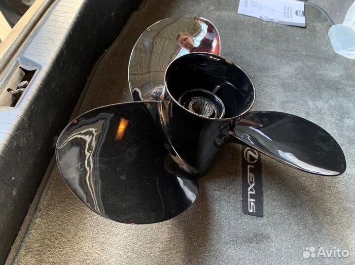 Винт гребной Bravo II, 17 3/4