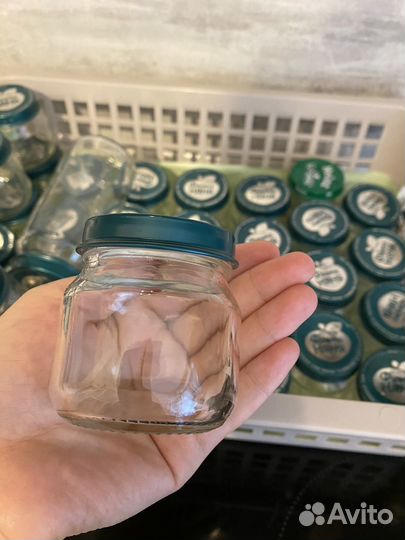 Пустые баночки из под детского питания