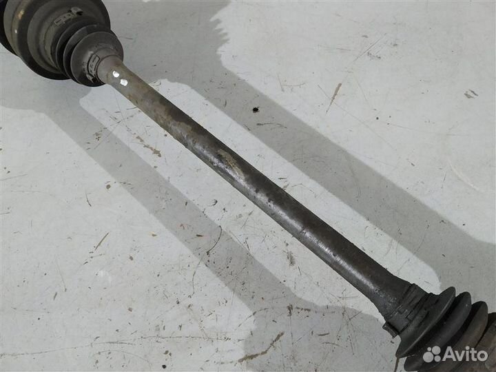 Полуось задний Mercedes Cls-Class W218