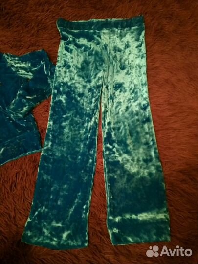 Костюм плюш