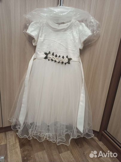 Платье для девочки р-р32