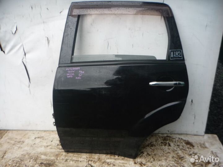 Дверь задняя левая Mitsubishi Outlander XL