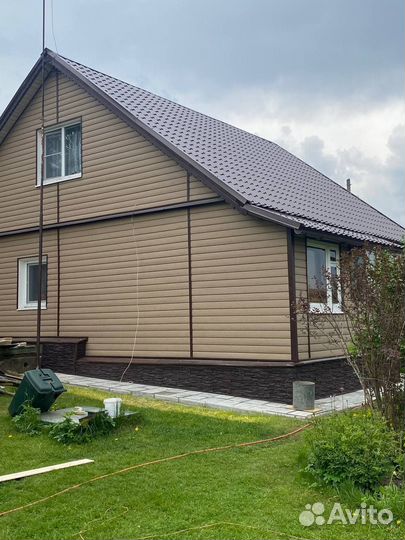 Бригада строителей,дома,кровля,фундамент