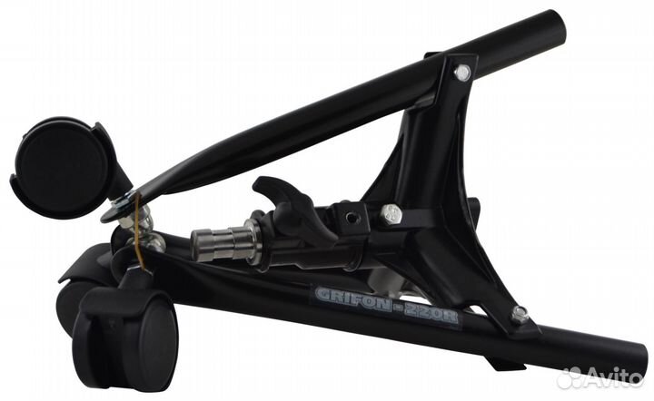 Студийная стойка на колёсиках Grifon-220R