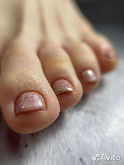 Маникюр, педикюр