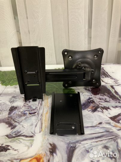 Кронштейн для телевизора поворотный