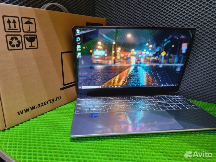 Ноутбук Новый intel i7/16Gb/SSD 256Gb