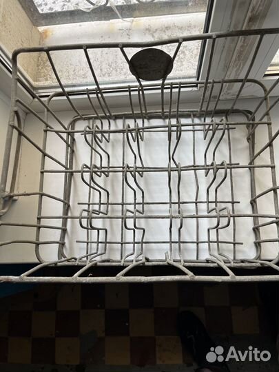 Ящик металлический для молочных бутылок