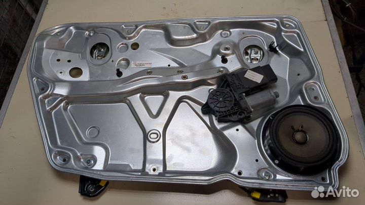 Стеклоподъемник электрический Skoda SuperB, 2005