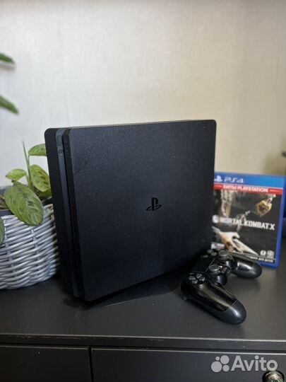 Sony PS4 slim