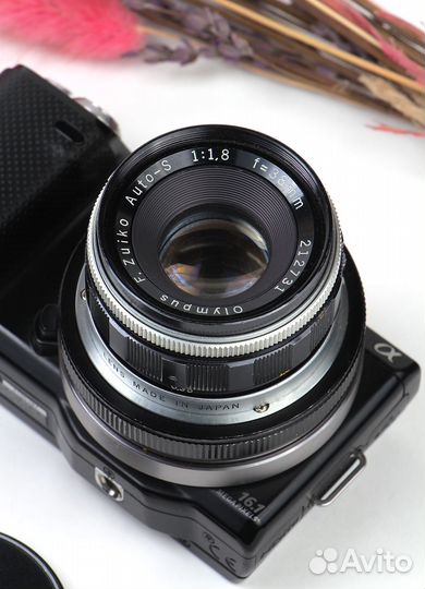 Olympus F Zuiko 38mm f/1.8