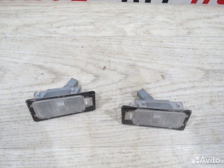 Фонарь подсветки номера Hyundai Solaris 2