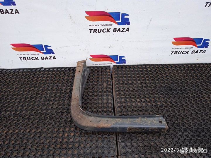 Кронштейн крепления топливного бака